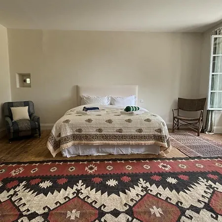 Villa Secluded Manoir In Sw France